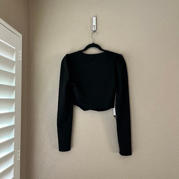 New PatBo Long Sleeve Cut-Out Top Stretch Active Black Large NWT - Picture 6 of 9